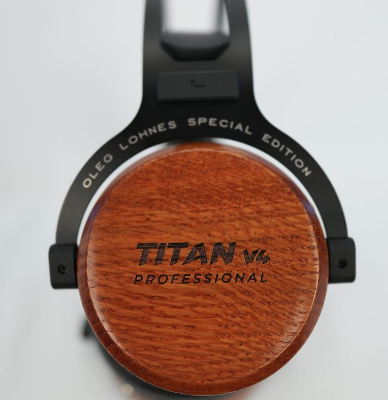 Titan Professional V4